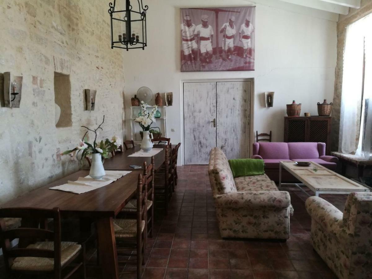 Hostal Viña Santa Petronila Jerez de la Frontera Exterior foto